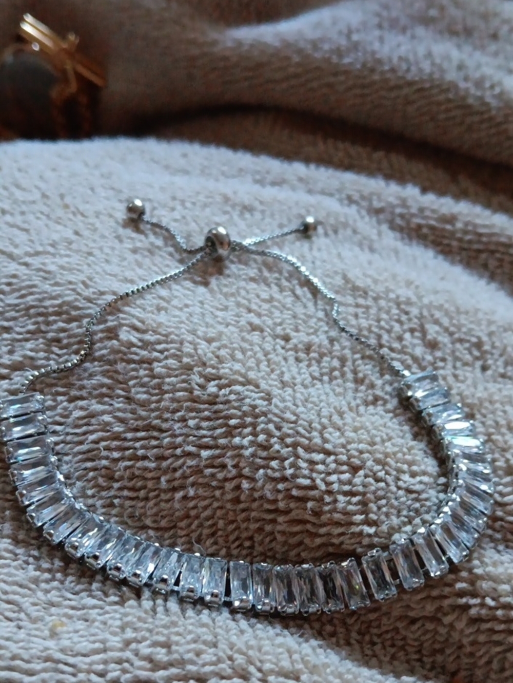 Elegant Silver Crystal Bar Tennis Bracelet - Silver-Tone